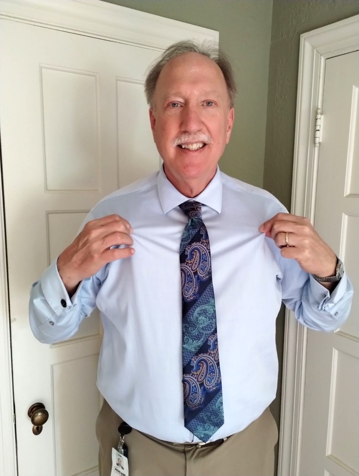 Richland County Commissioner Cliff Mears Wears Blue for Child Abuse Prevention