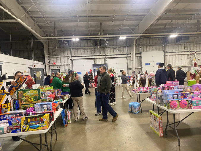 Christmas came early for kids of Richland County Children Services